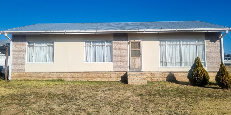 4 Bedroom Property for Sale in Paul Roux Free State